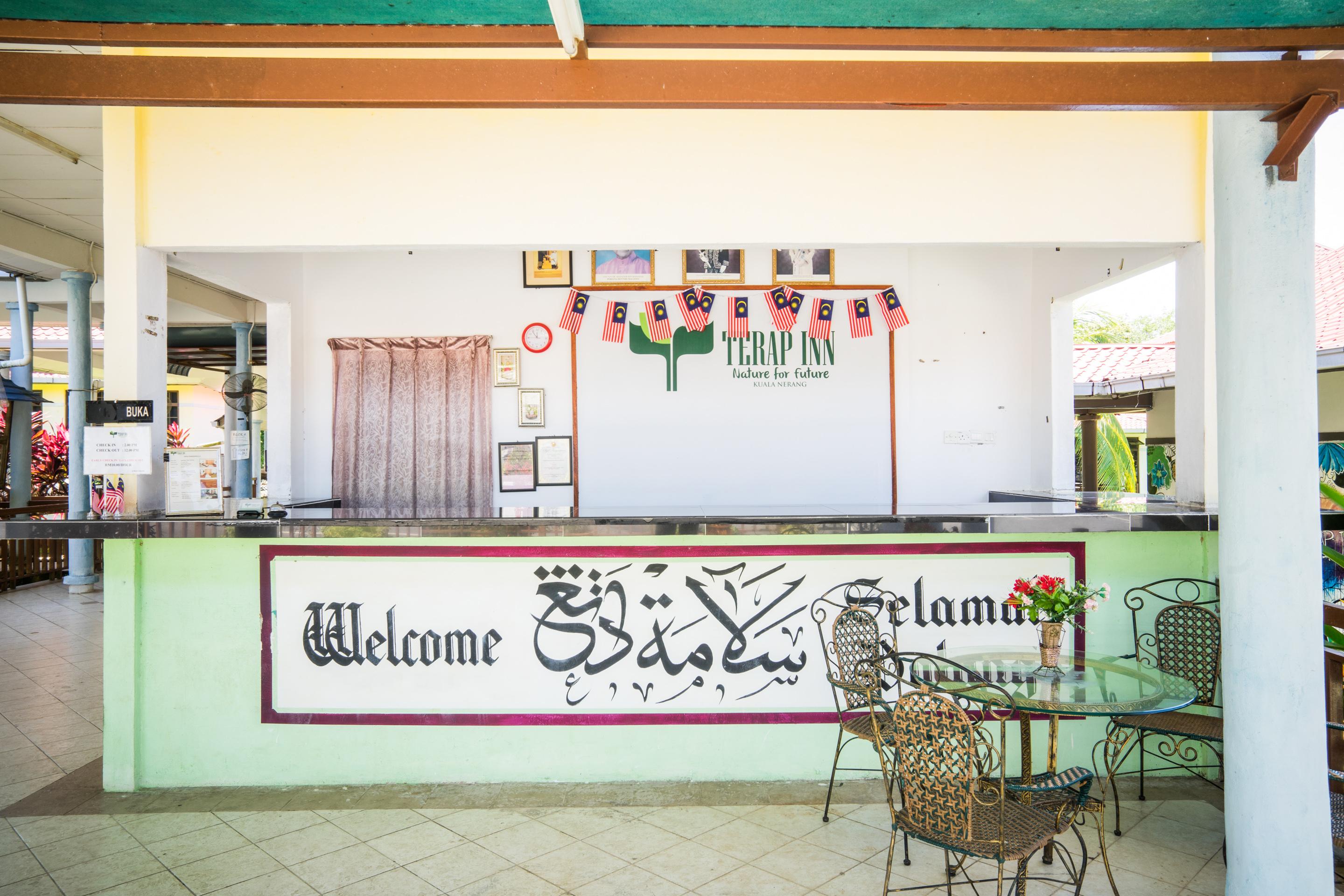 Terap Inn Kampong Raja Exteriör bild