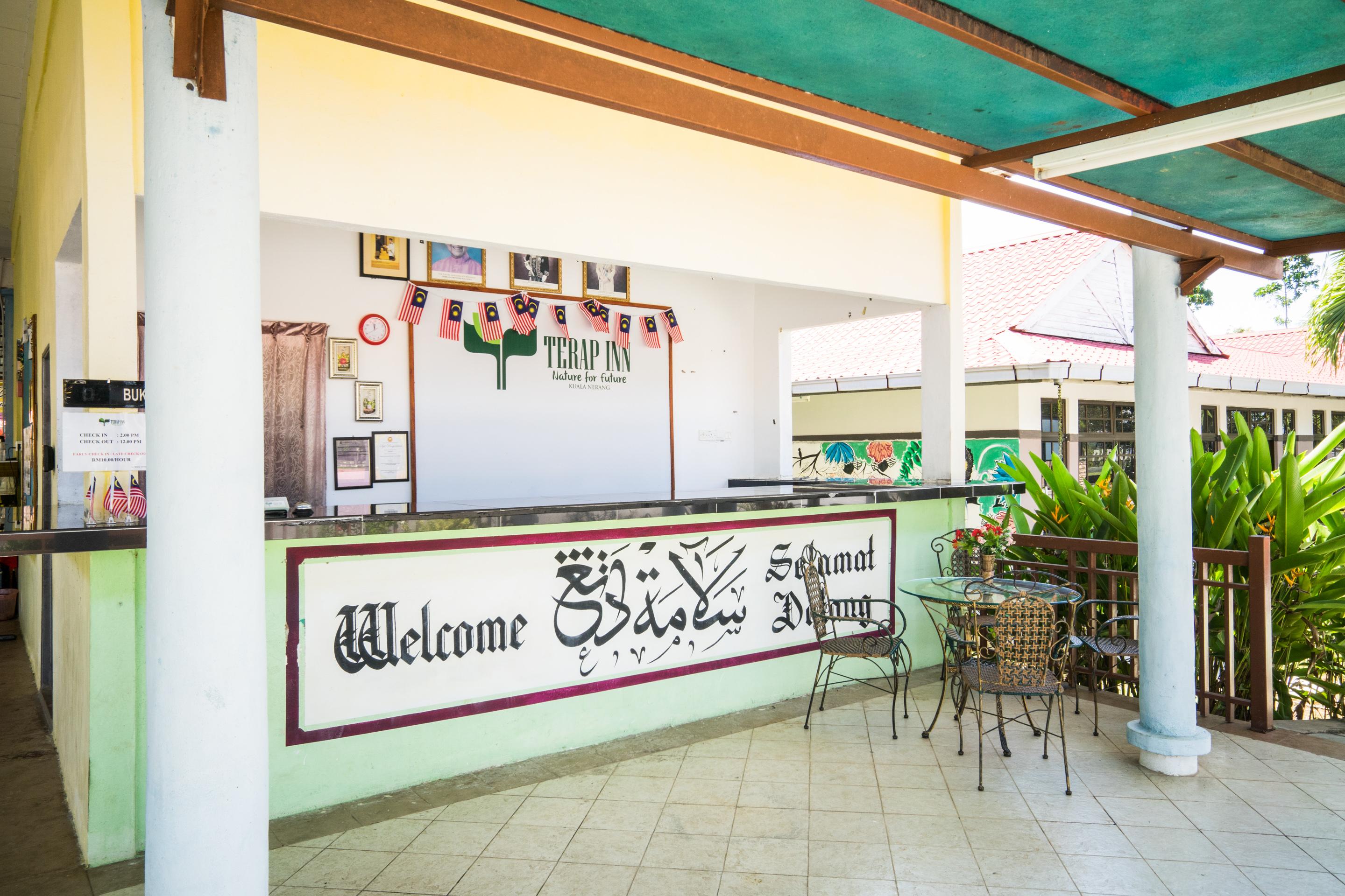 Terap Inn Kampong Raja Exteriör bild
